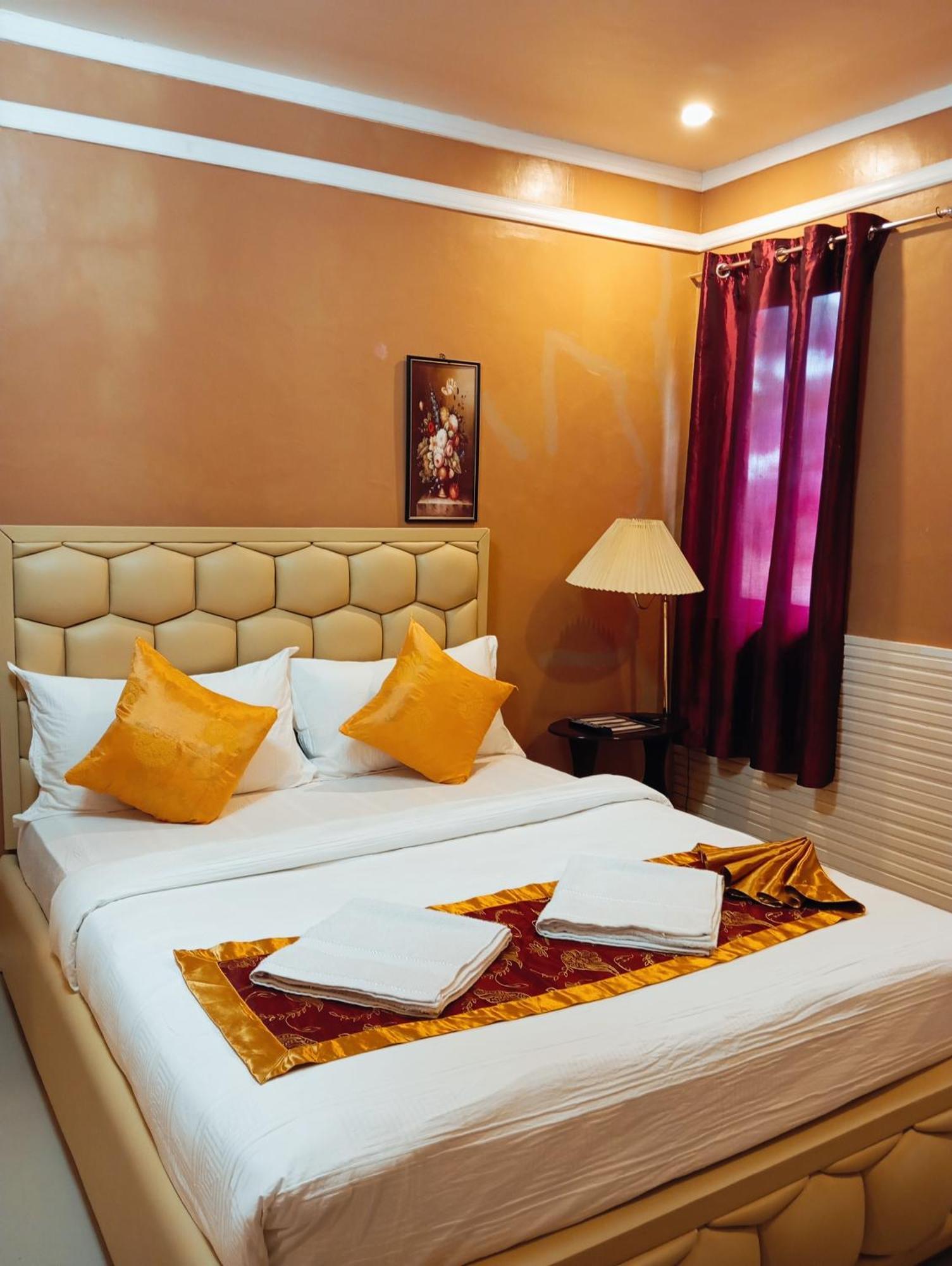 Ladolcevita Inland Resort Cabadbaran Екстер'єр фото